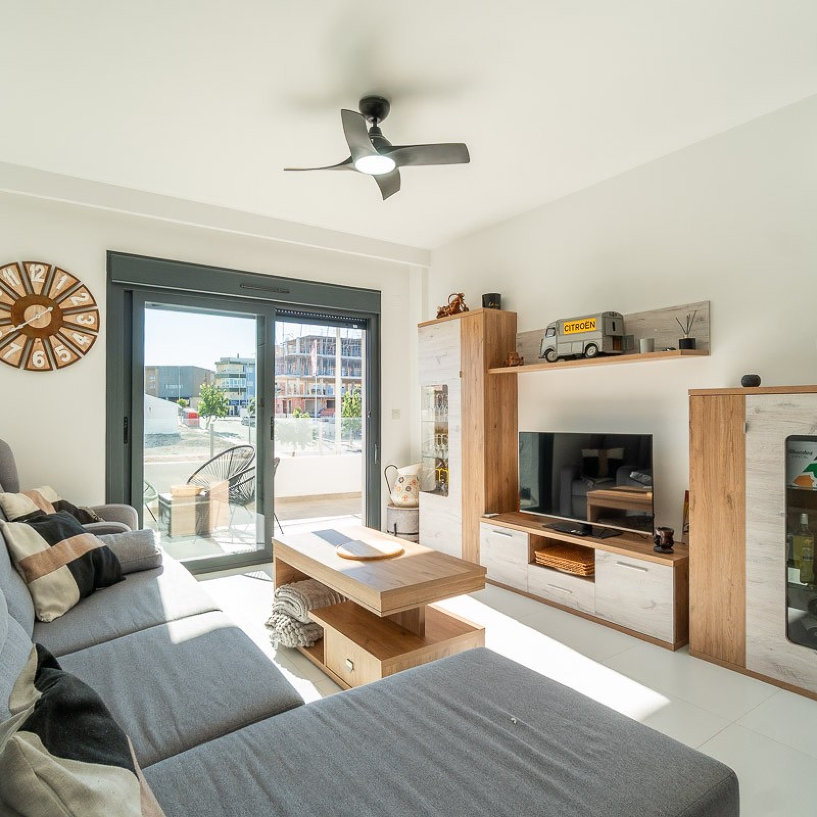 Appartement in San Miguel de Salinas-3