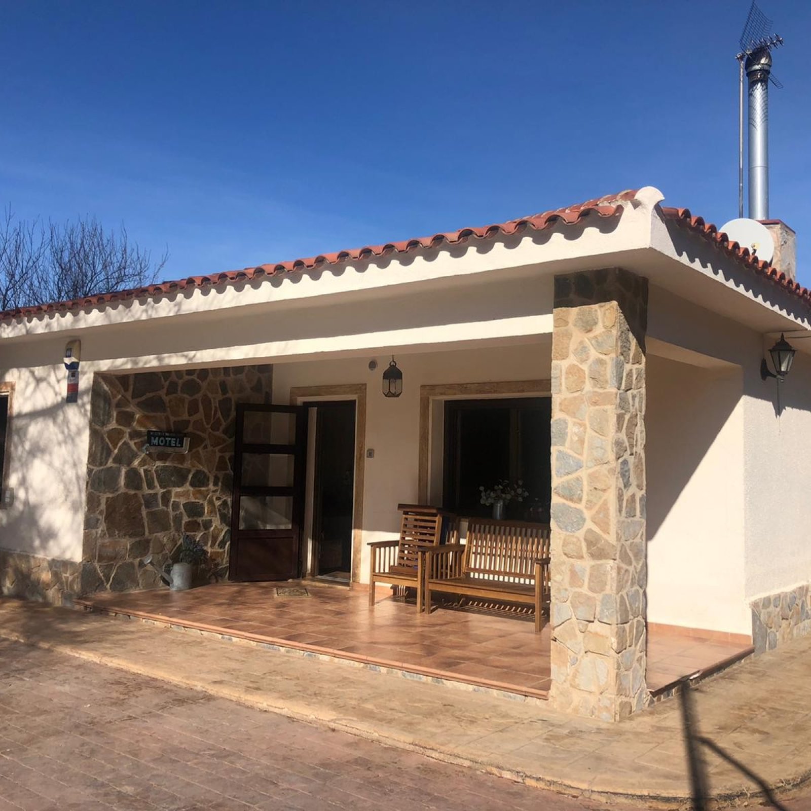Villa in Elda-1