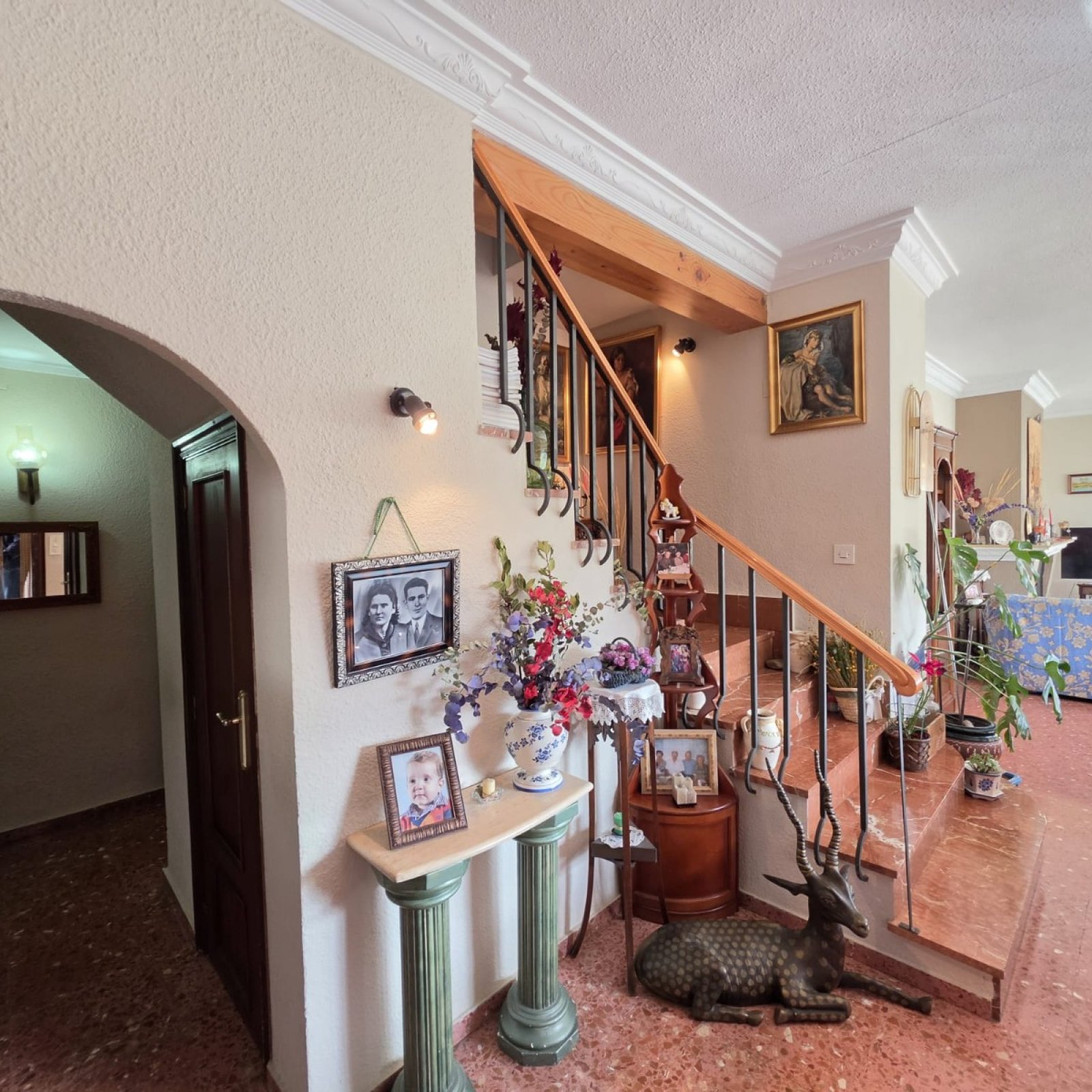 Villa in Elda-16