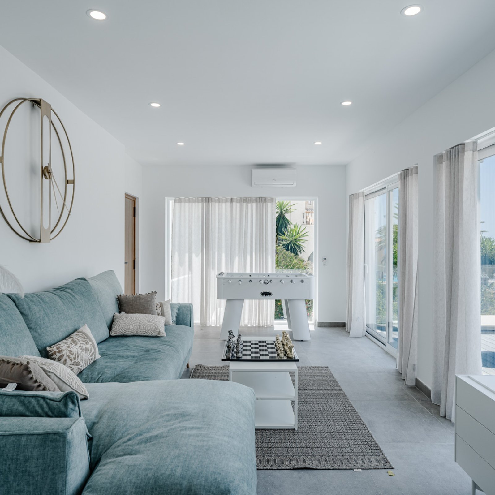 Villa in -24