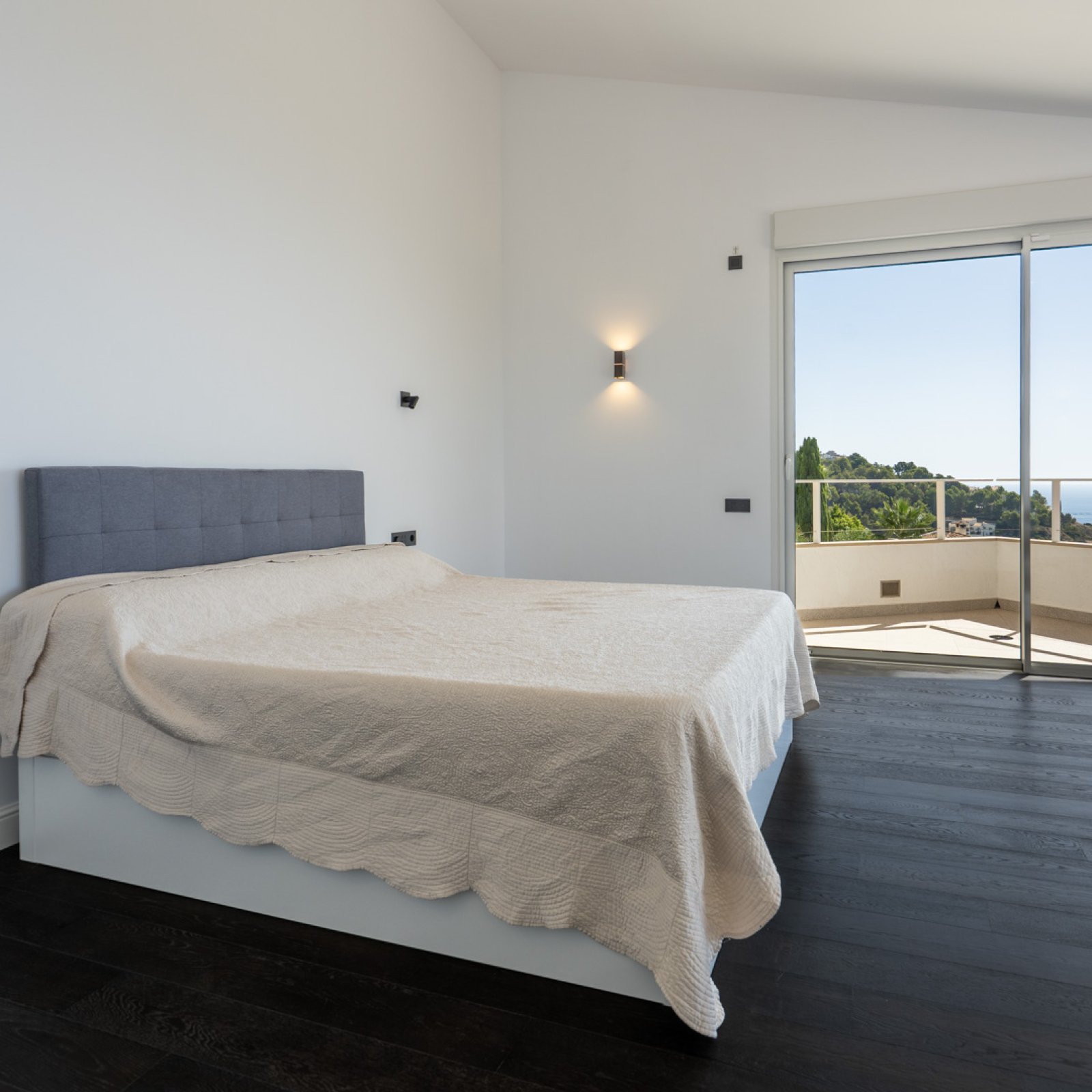 Villa in -23