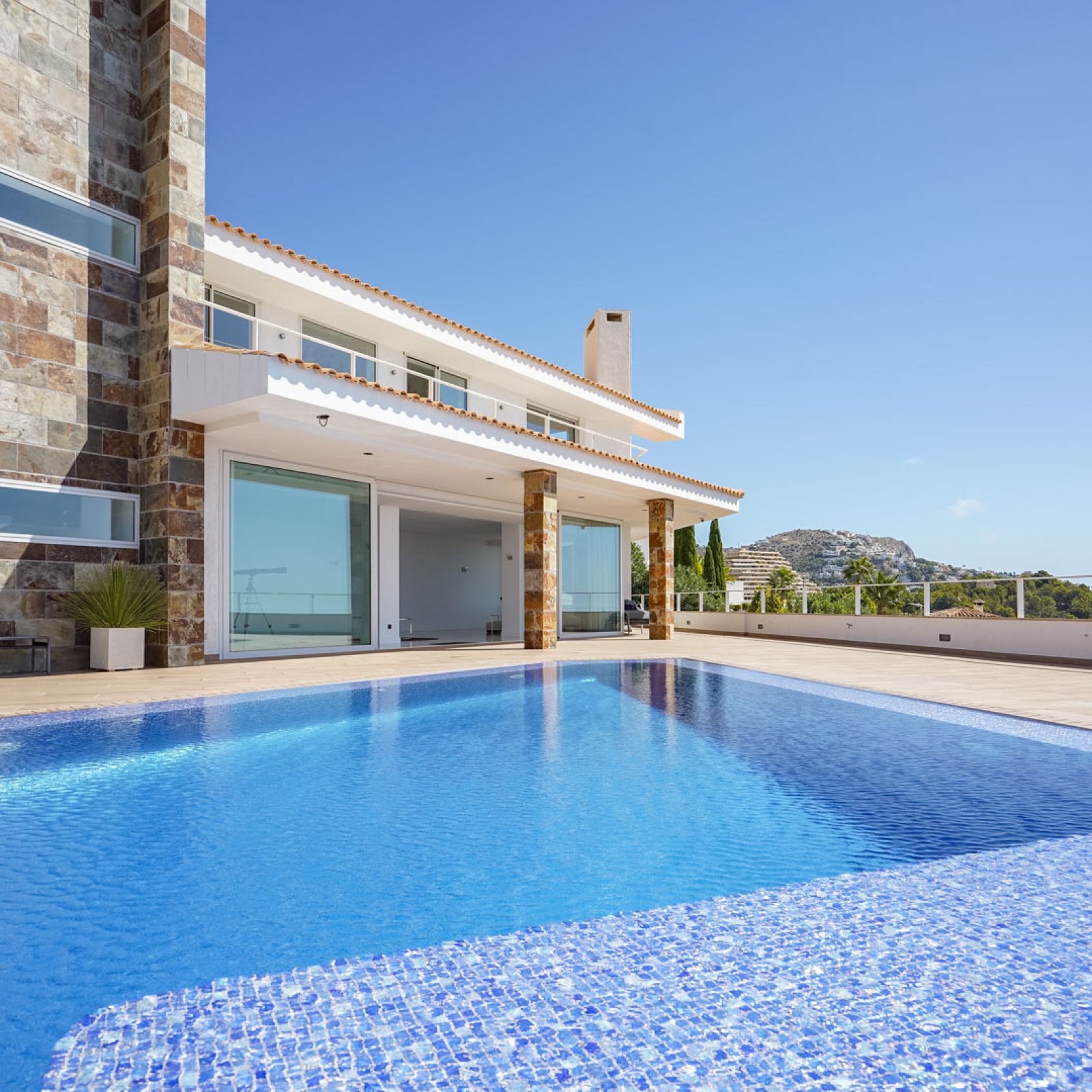 Villa in -3