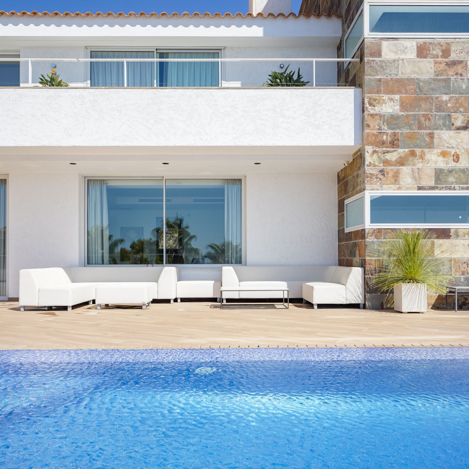 Villa in -5