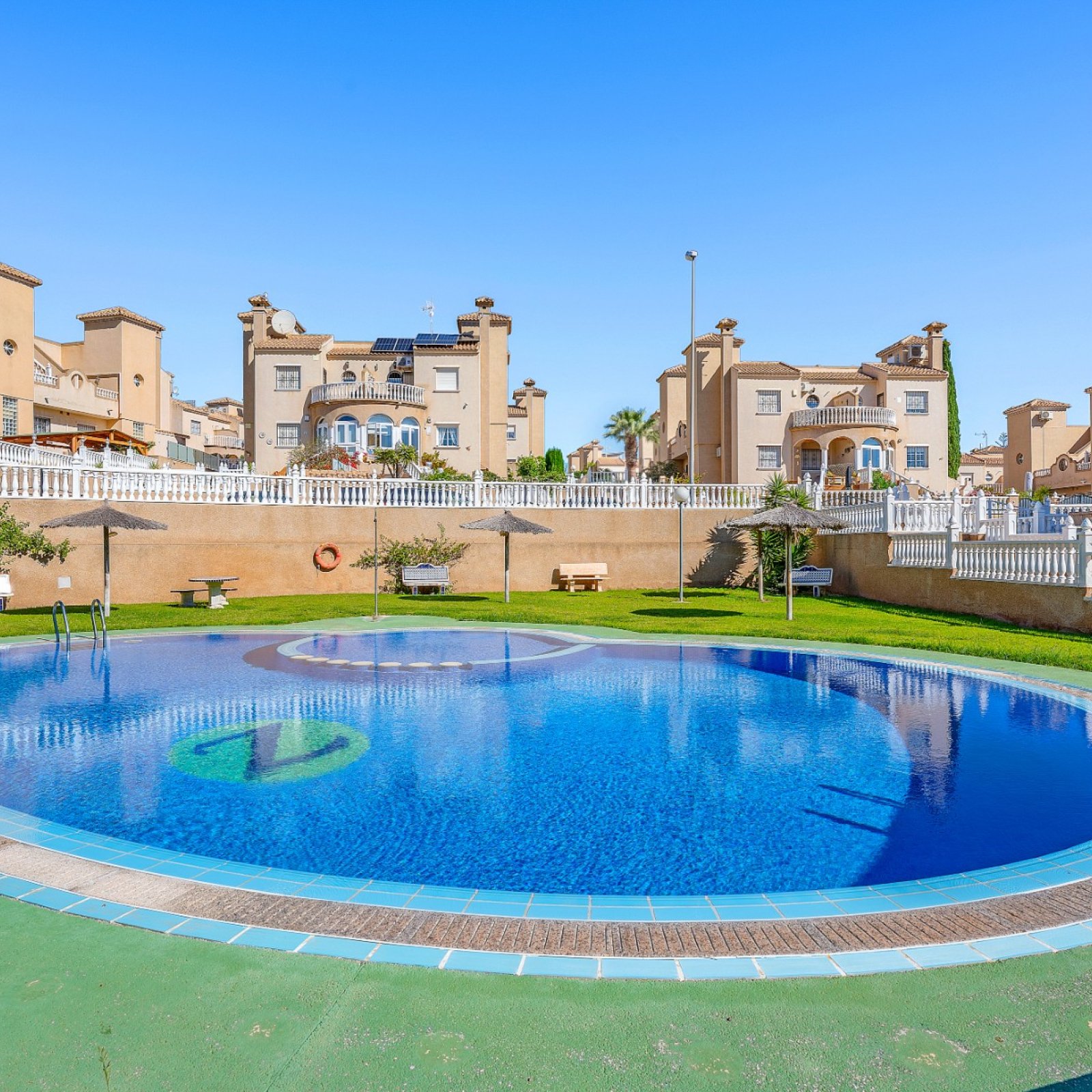 Villa in Villamartin-7