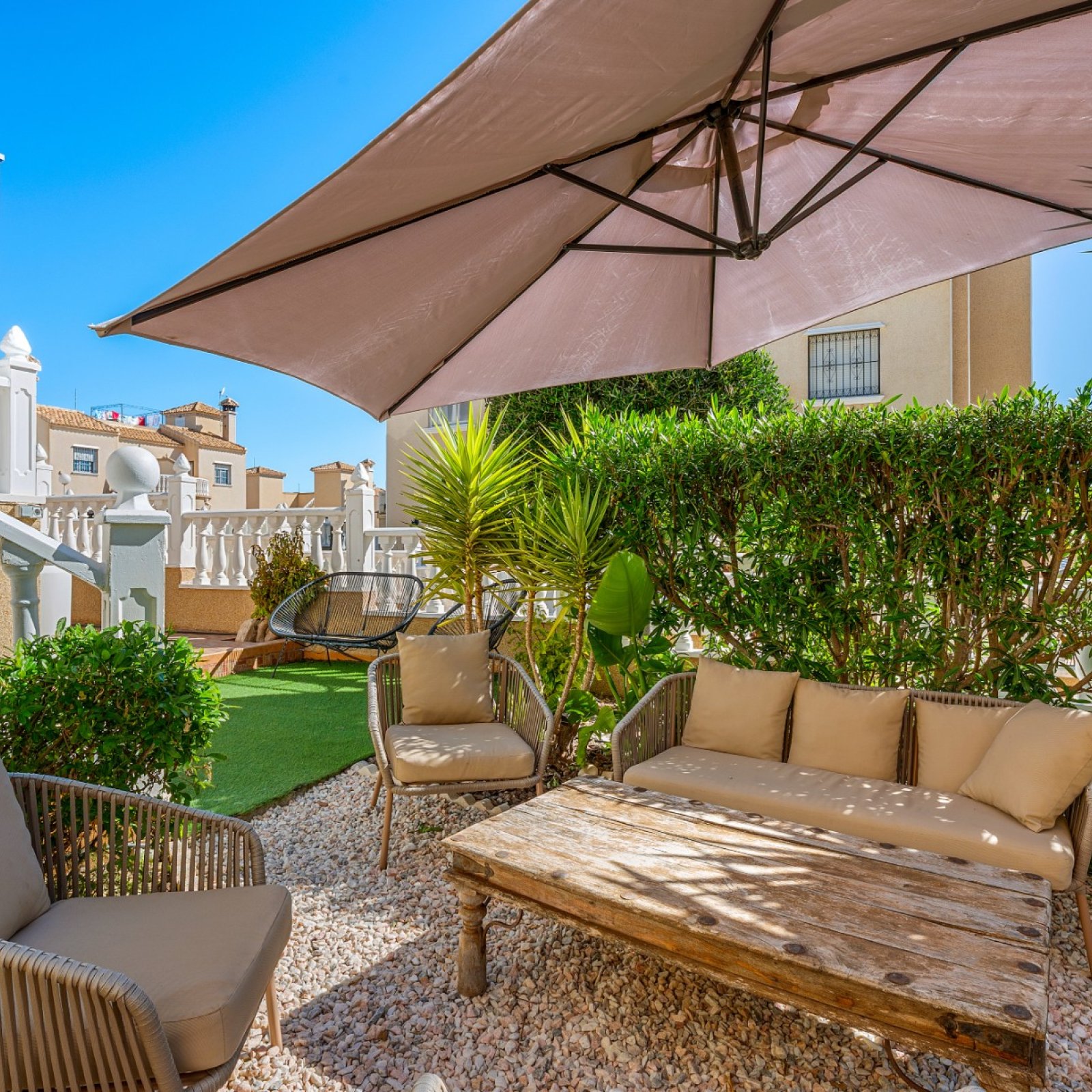 Villa in Villamartin-1