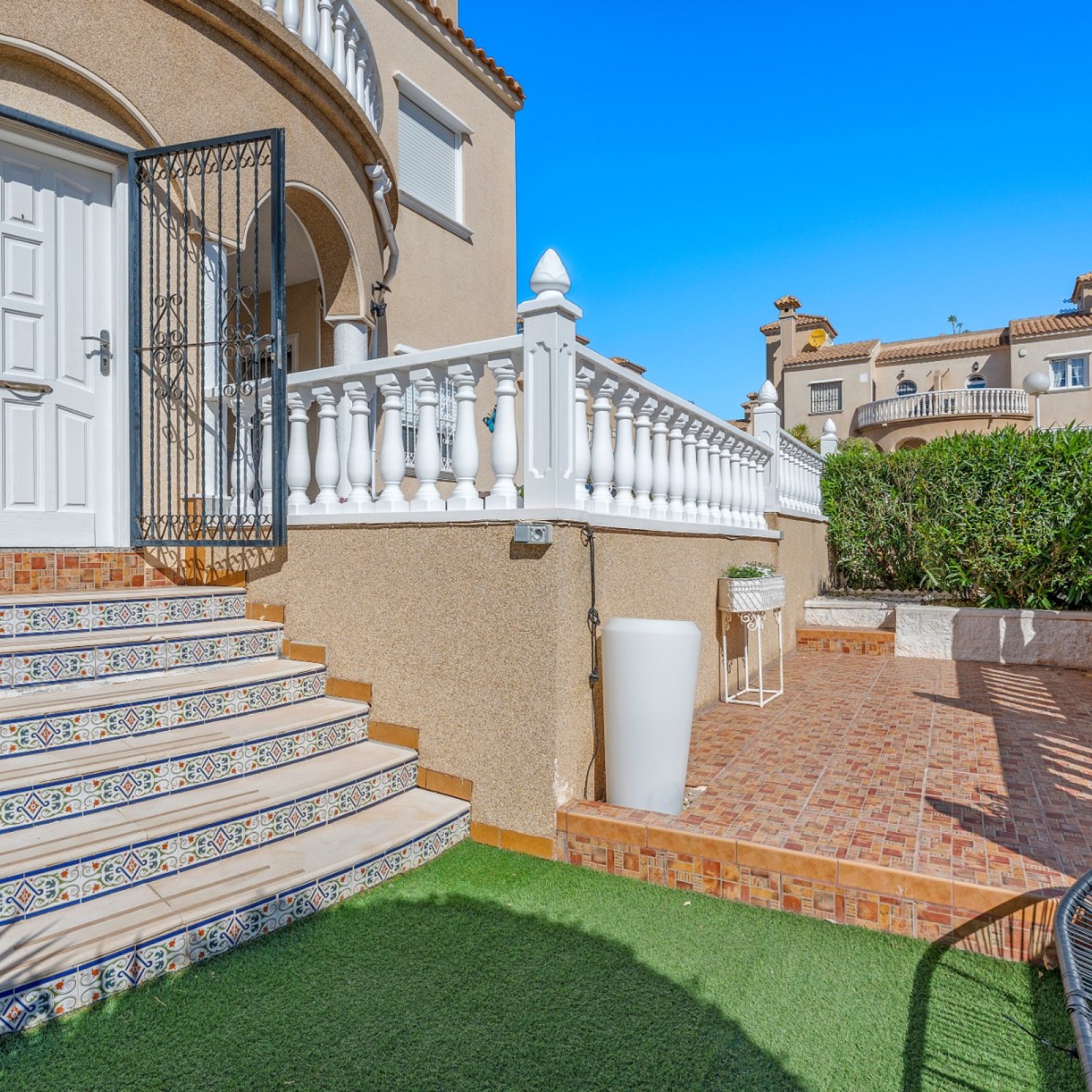 Villa in Villamartin-5