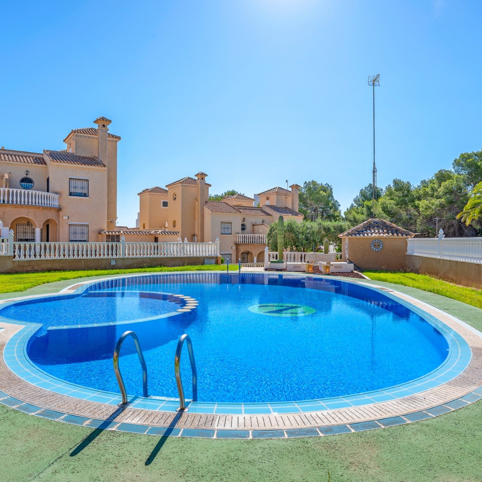 Villa in Villamartin-37