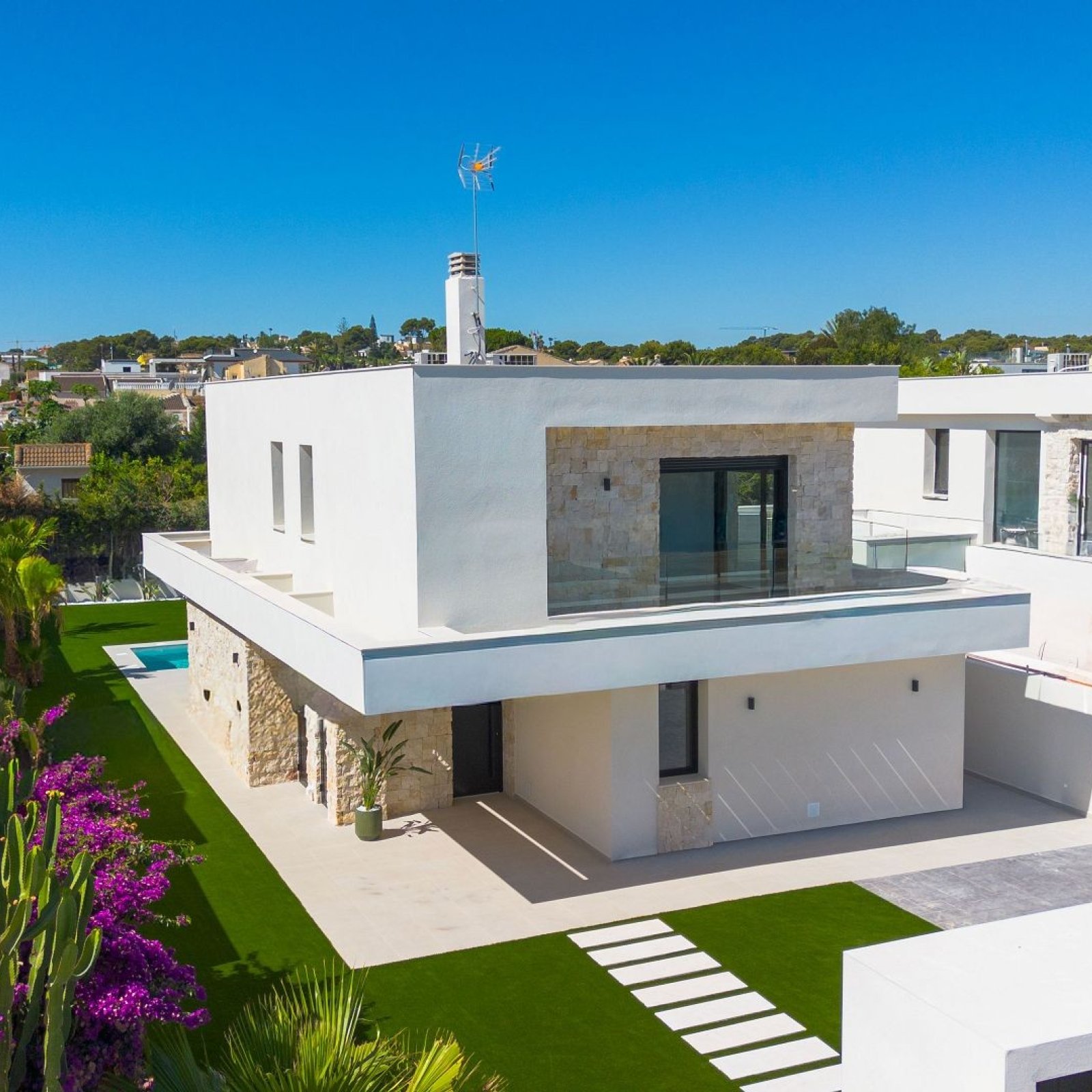 Villa in Torrevieja-2