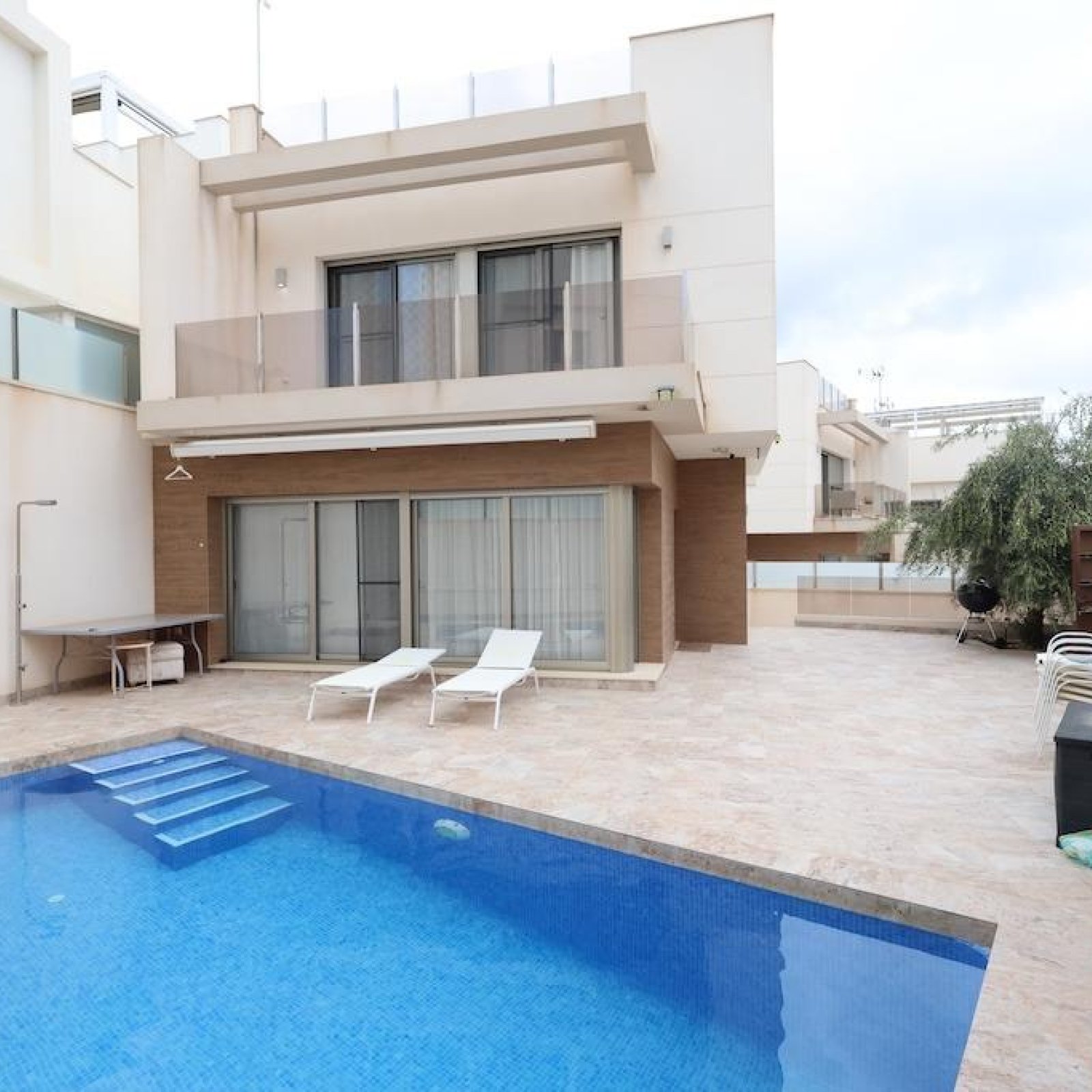  in Orihuela Costa-1