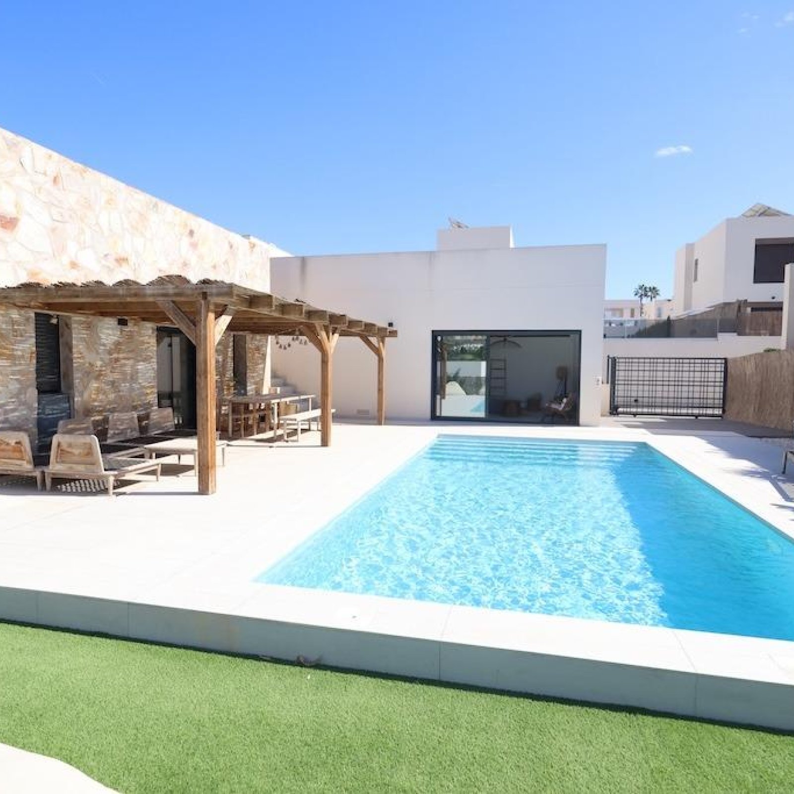 Villa in Algorfa-1