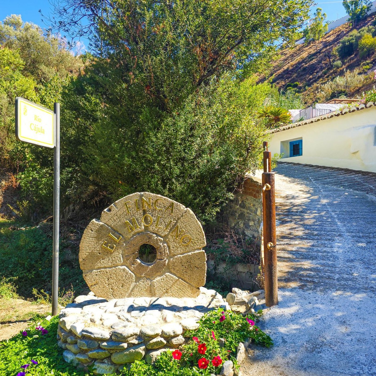 Villa in Canillas de Albaida-6