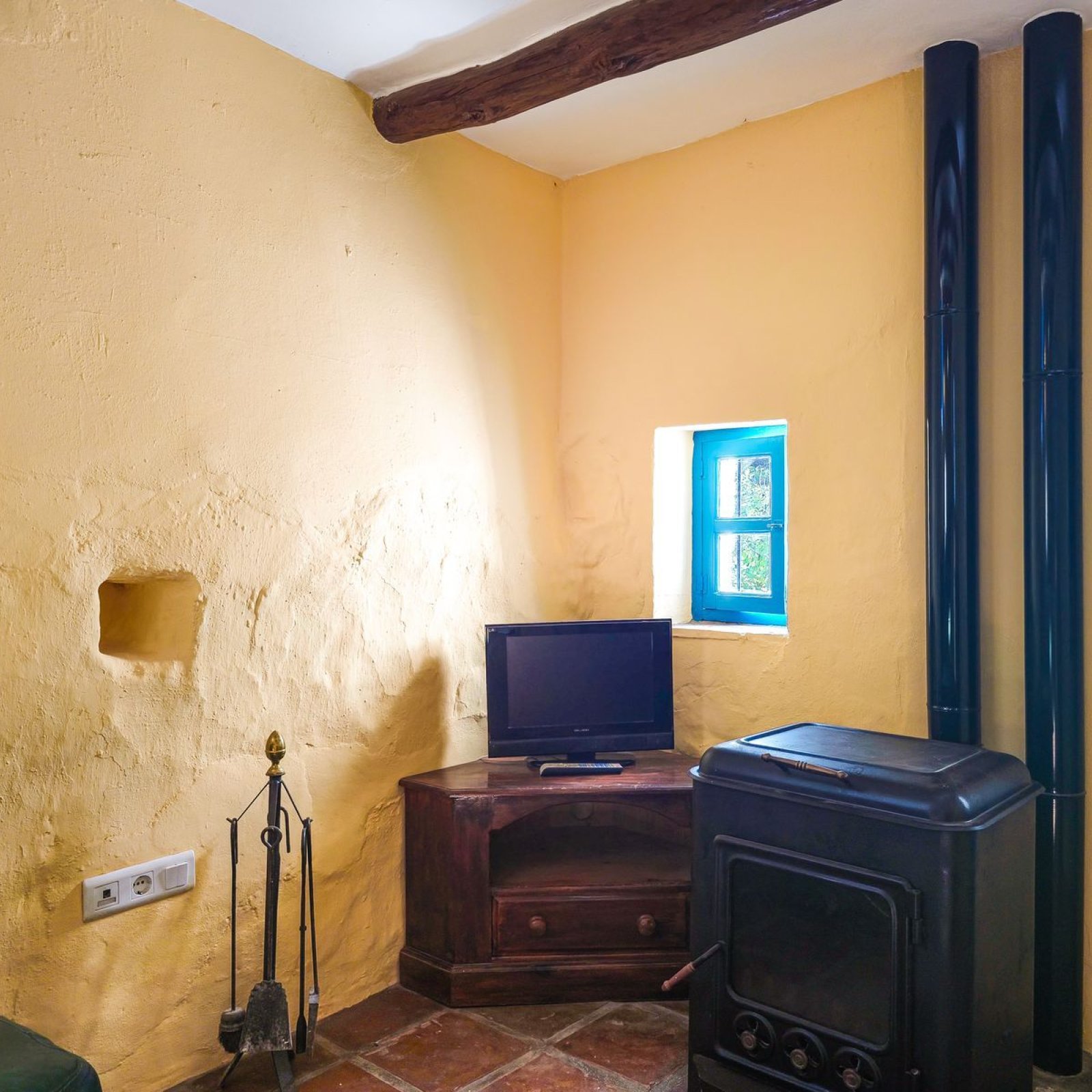 Villa in Canillas de Albaida-14