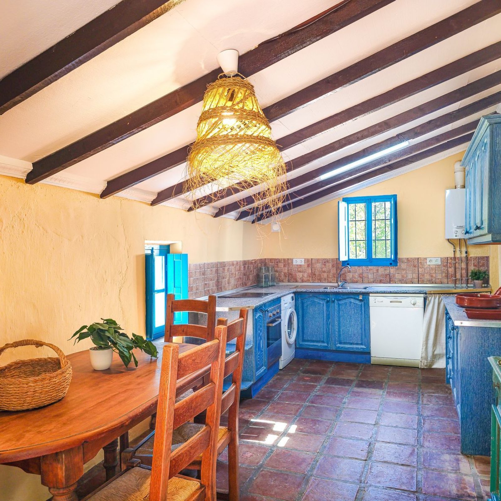 Villa in Canillas de Albaida-17