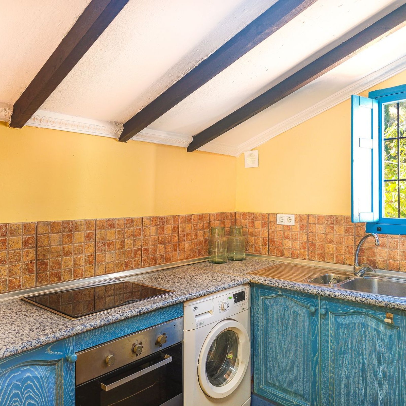 Villa in Canillas de Albaida-19