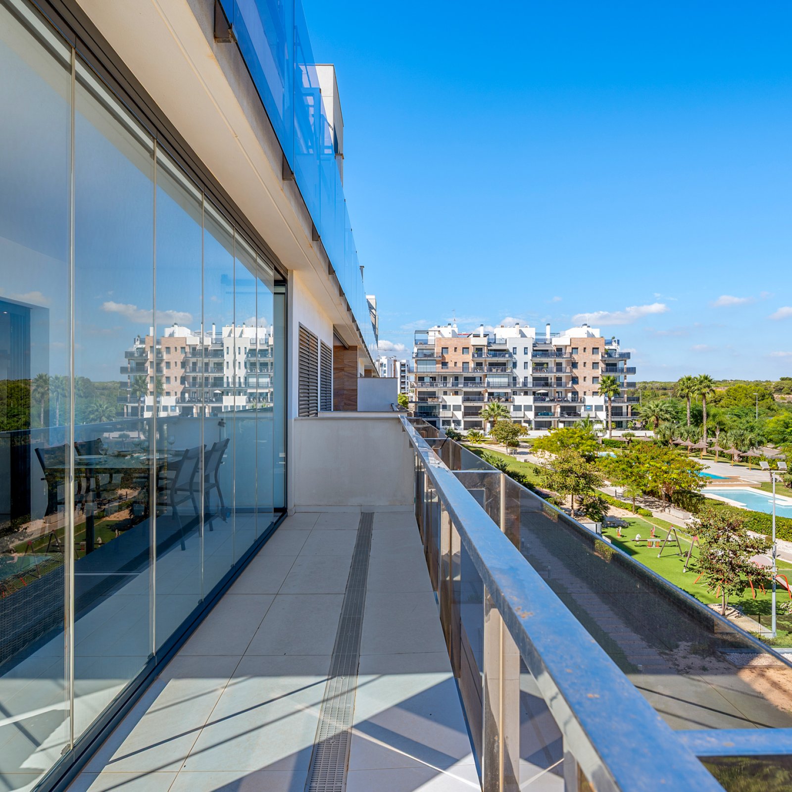 Appartement in Mil Palmeras-8