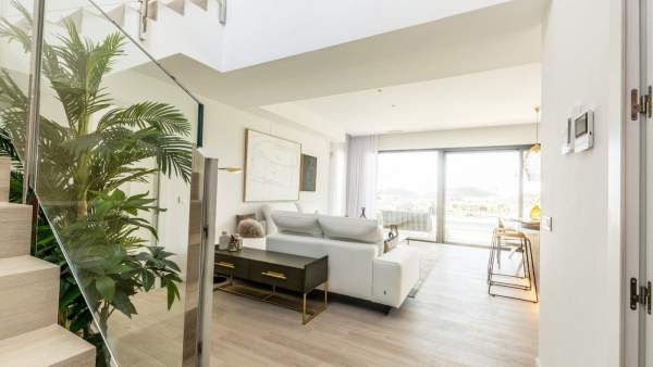 NIEUWBOUW VILLA'S MET PRIVÉ ZWEMBAD EN GASTENHUIS-7