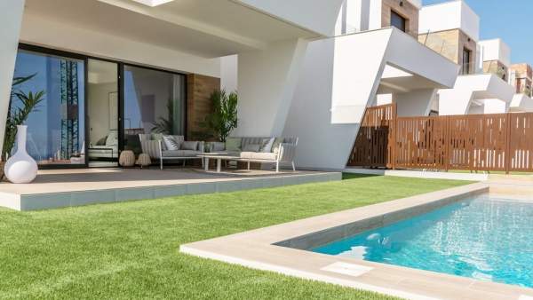 NIEUWBOUW VILLA'S MET PRIVÉ ZWEMBAD EN GASTENHUIS-17