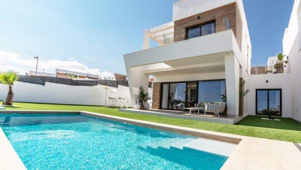NIEUWBOUW VILLA'S MET PRIVÉ ZWEMBAD EN GASTENHUIS-19