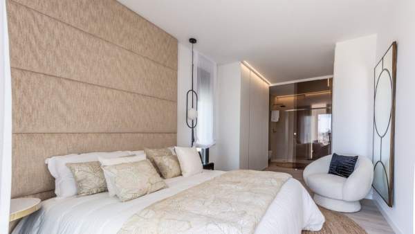 NIEUWBOUW VILLA'S MET PRIVÉ ZWEMBAD EN GASTENHUIS-11
