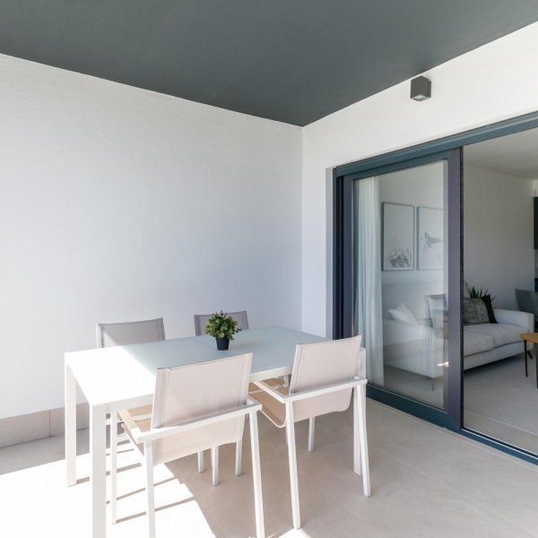 NIEUWBOUW GESLOTEN URBANISATIE IN TORREVIEJA OP SLECHTS 700M VAN HET STRAND-15