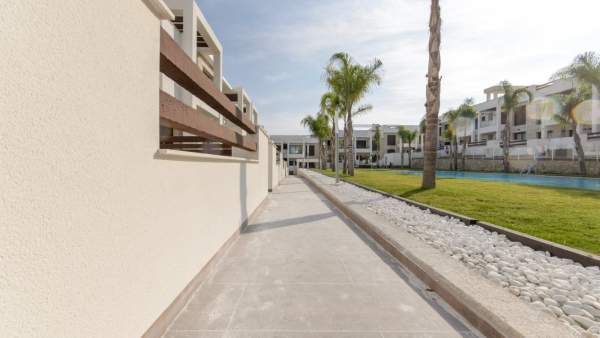 NIEUWBOUW COMPLEX VAN BUNGALOW APPARTEMENTEN IN LOS BALCONES, TORREVIEJA-32